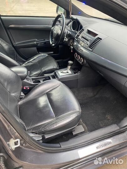 Mitsubishi Lancer 2.0 CVT, 2008, 273 231 км
