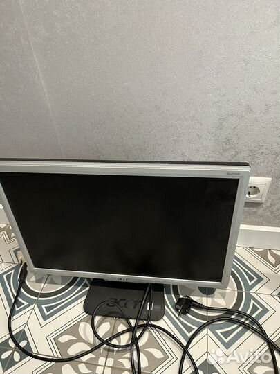 Монитор acer al2216w