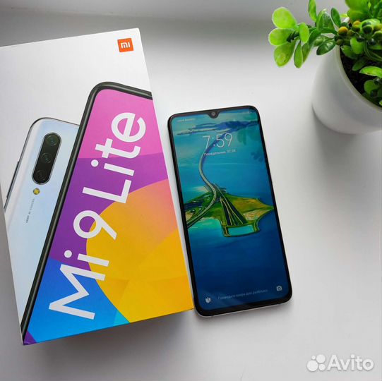 Телефон Xiaomi mi 9 Lite (в идеале)