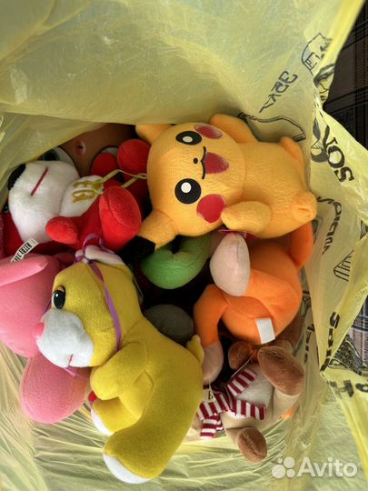 Мягкие игрушки много пакетом 3 коробки хватайка