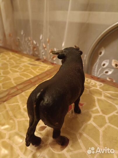 Бык, медведь, касатка Schleich