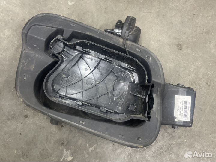 Лючок бензобака Volkswagen Tiguan 2