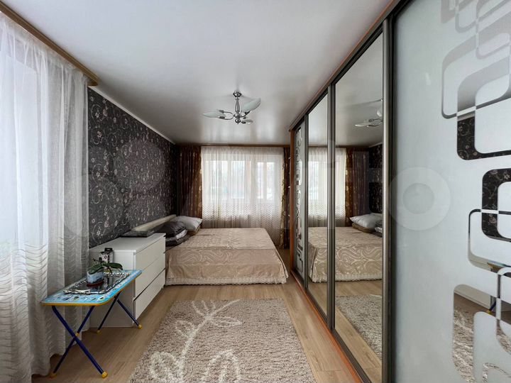 3-к. квартира, 74 м², 1/9 эт.