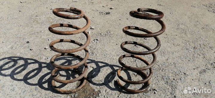 Передние пружины