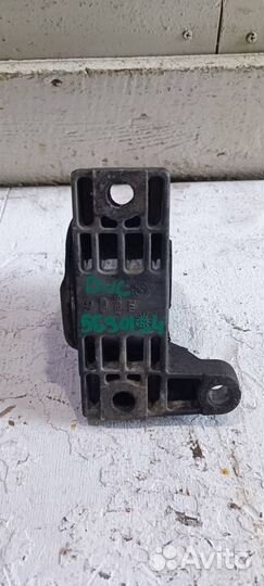 Кронштейн двигателя Пежо