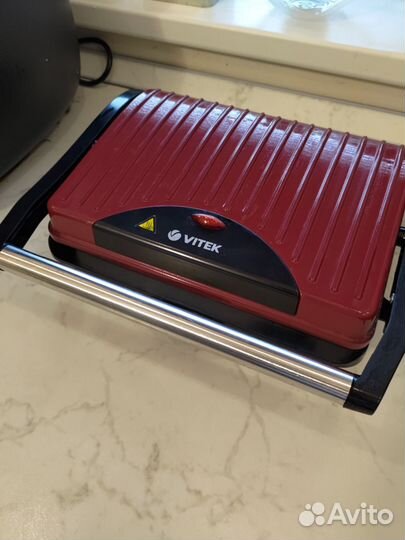 Пресс-гриль Vitek VT-2631