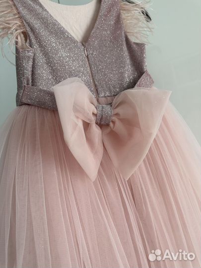 Детское нарядное платье 116