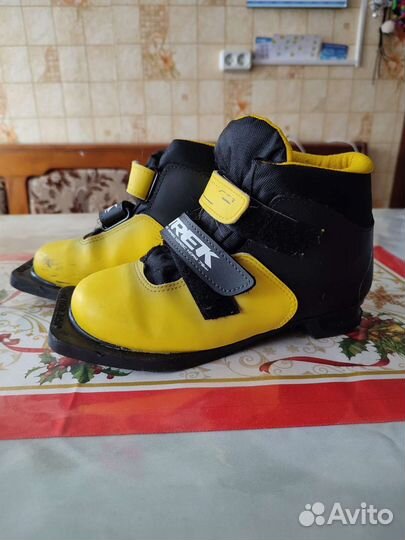 Лыжные ботинки Trek, размер 34