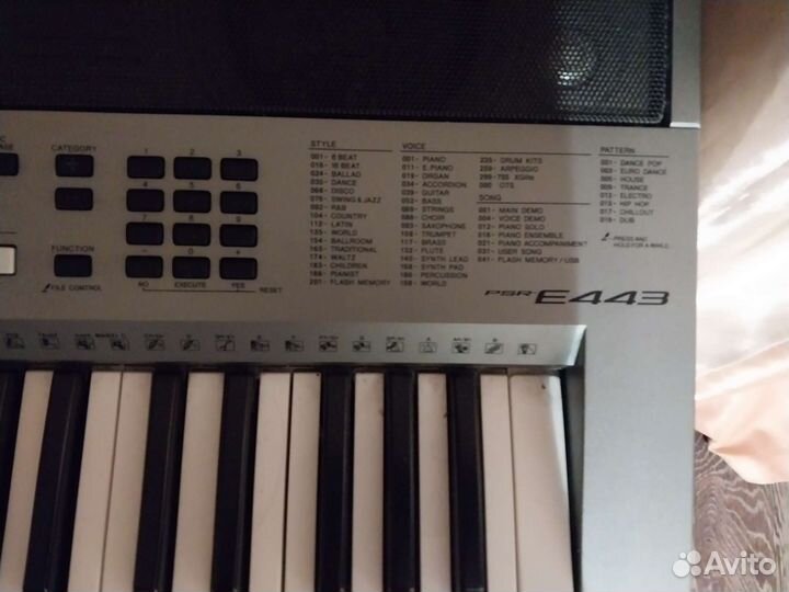 Синтезатор