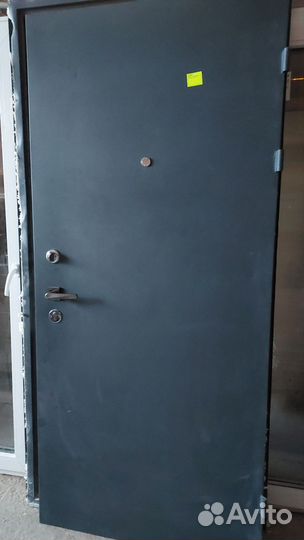 Двери входные