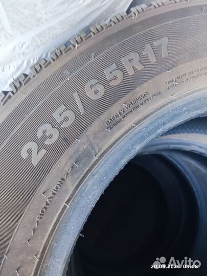 Triangle IcelynX TI501 235/65 R17 108T