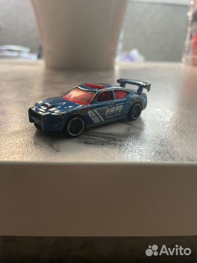 Машинка Hot wheels