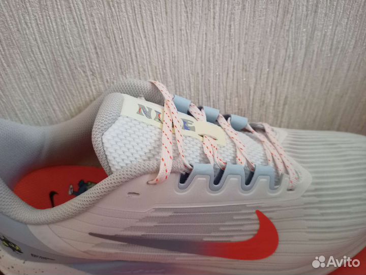 Кроссовки nike