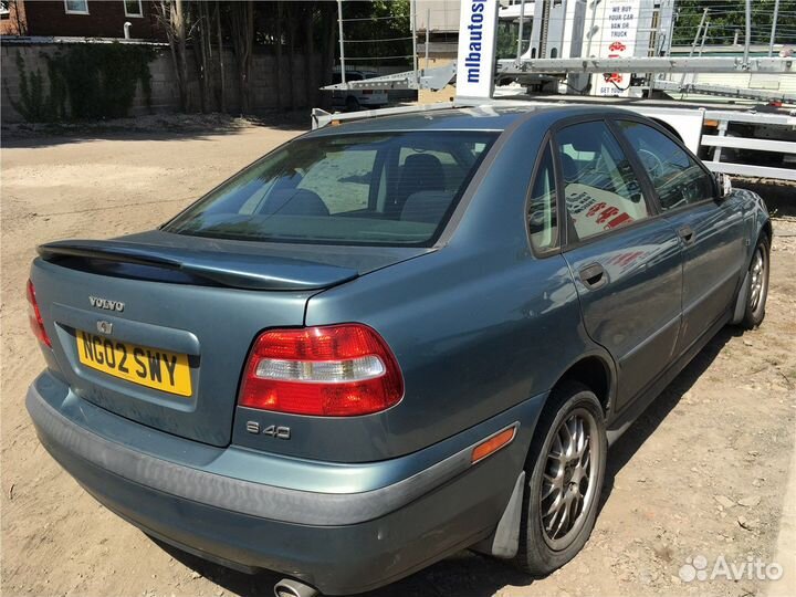 Разбор на запчасти Volvo S40 / V40