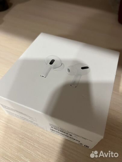 Айрподсы новые наушники