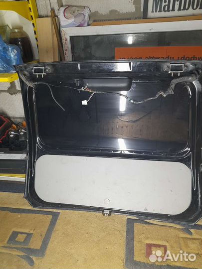 Крышка багажника Nissan X Trail