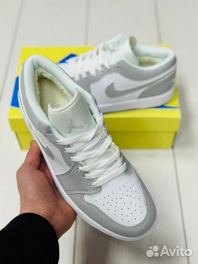 Зимние Кроссовки Air Jordan 1 Low Wolf Grey