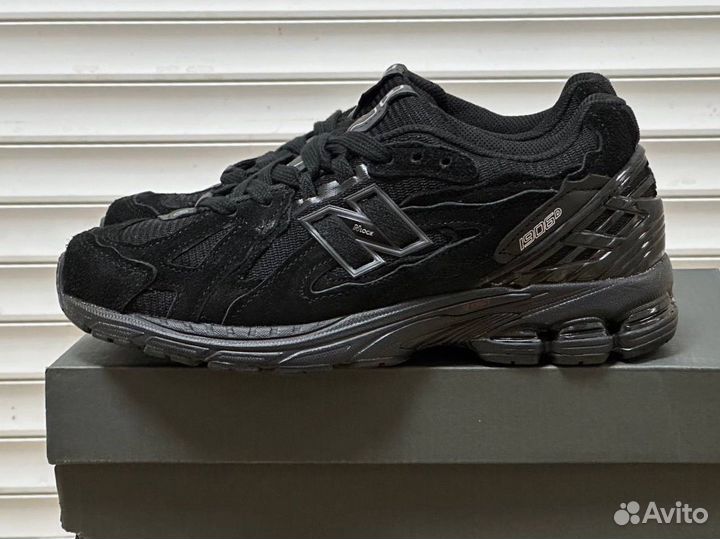 New Balance NB 1906R