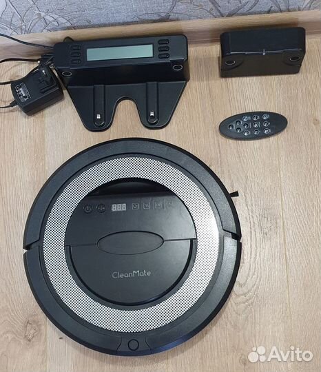 Робот пылесос