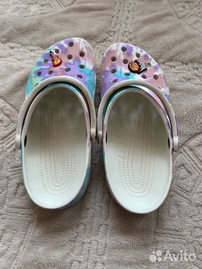 Crocs женские