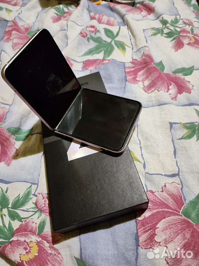 Samsung galaxy z flip 3 5g