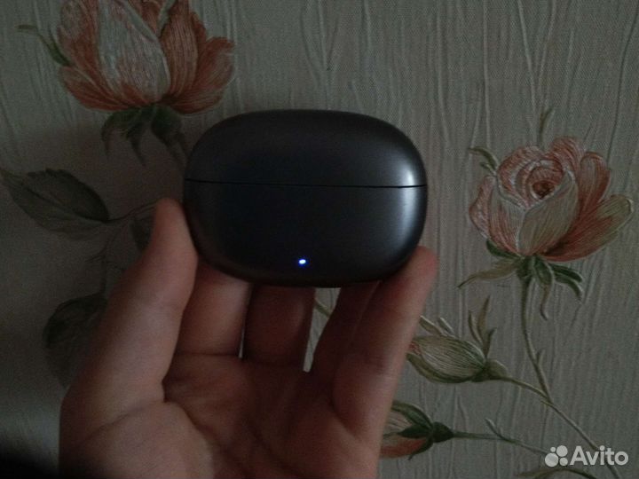 Беспроводные наушники LG