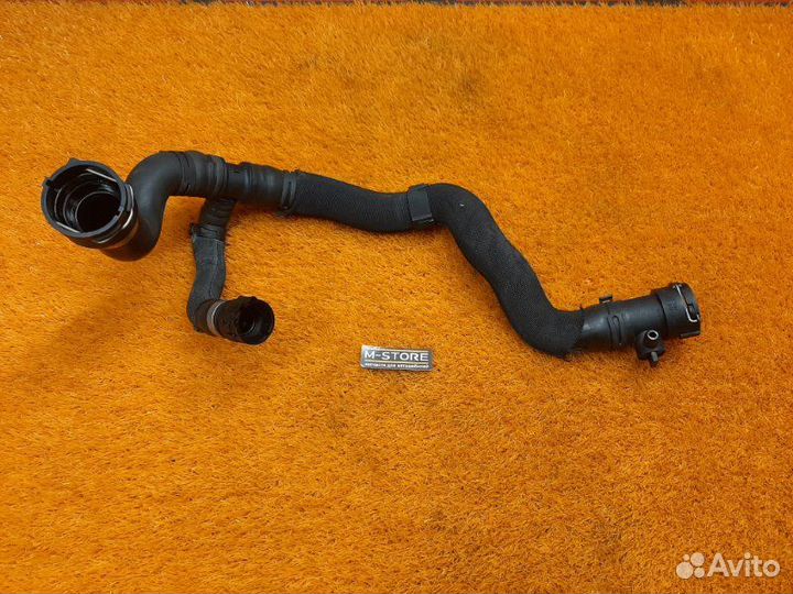 Патрубок радиатора нижний Audi Q5 8R cdnc 2010