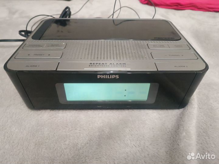 Радио часы philips AJ4200/12