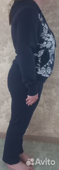 Спортивный костюм женский