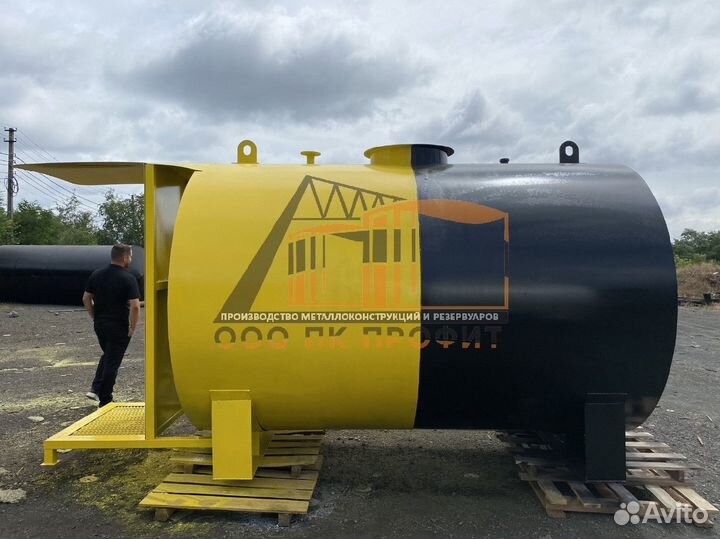 Резервуар вертикальный стальной для нефти