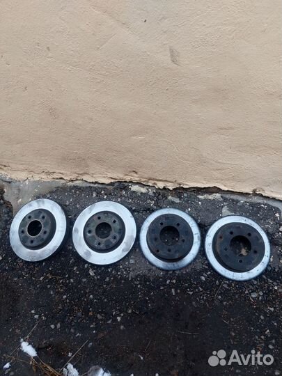 Тормозные диски лансер 10