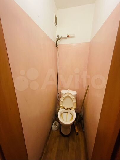 Комната 13 м² в 5-к., 4/5 эт.