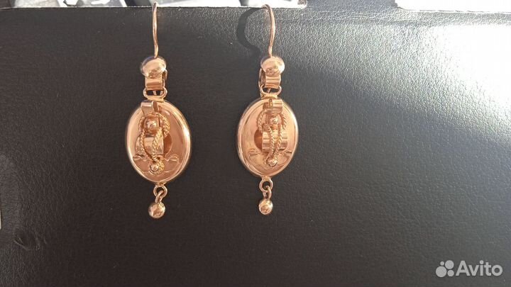 Золотые серьги