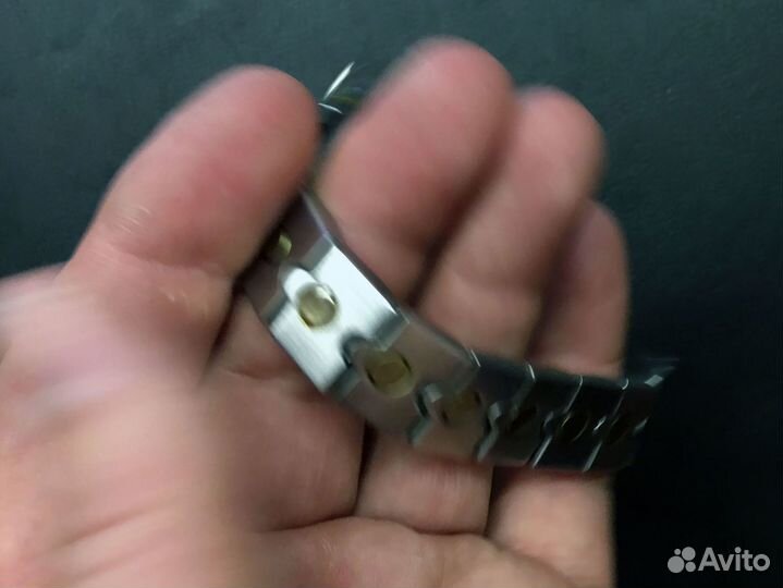 Магнитный браслет на руку от давления