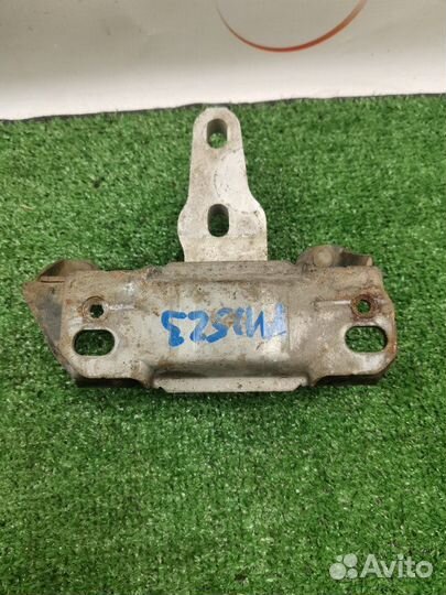 Опора МКПП Ford Fiesta MK6 1.4 spjc 2012