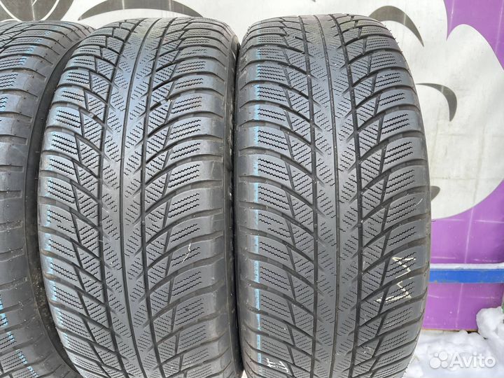 Bridgestone Blizzak LM-001 225/55 R17