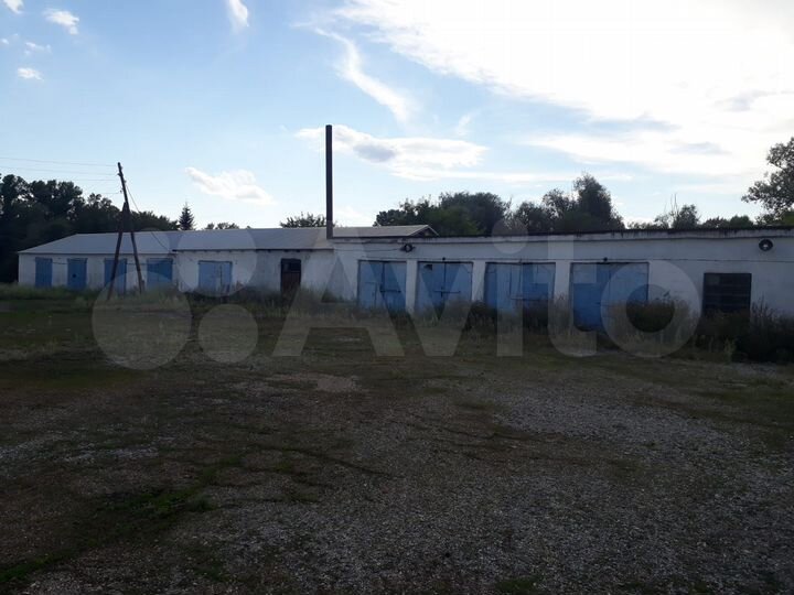 Гараж, > 30 м²