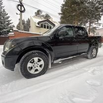 Nissan Navara 2.5 AT, 2005, 298 000 км, с пробегом, цена 999 000 руб.