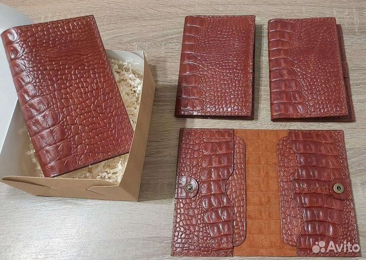 Обложка на паспорт из натуральной кожи ручной рабо