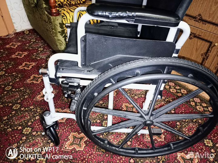 Инвалидная коляска до 125 кг. складывающаяся