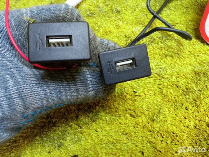 Usb кабель передний Toyota Voxy/Noah/Esquire