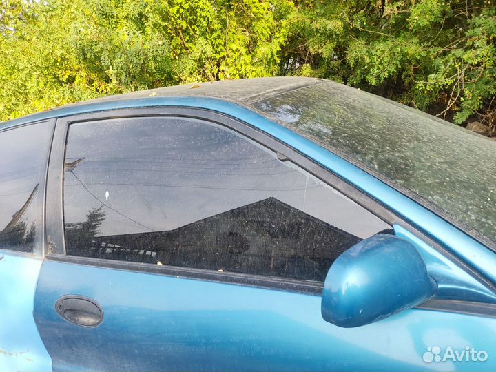 Стекло переднее правое Mitsubishi Colt 4 1992-1996