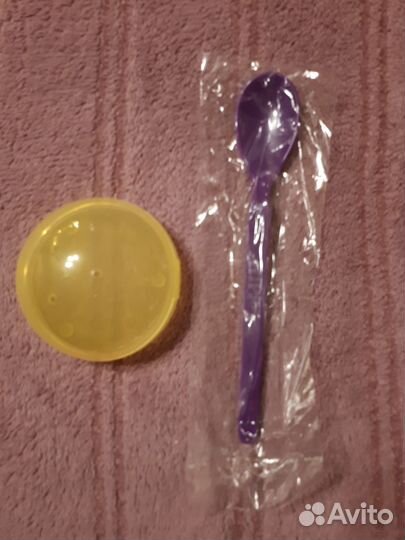 Накладки на грудь новые