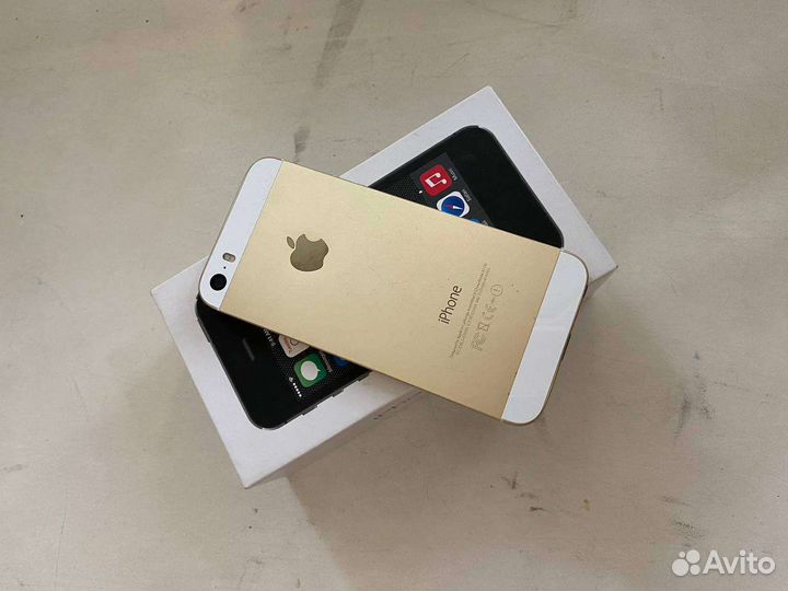 Телефон iPhone