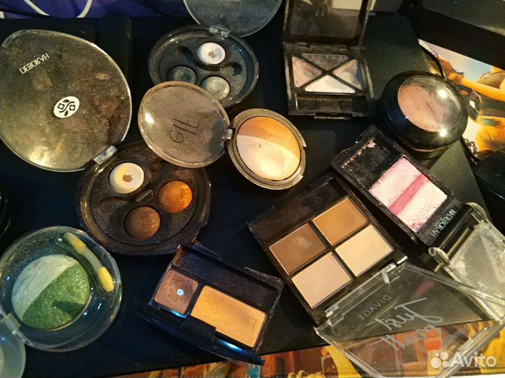 Тени, румяна, хайлайтер