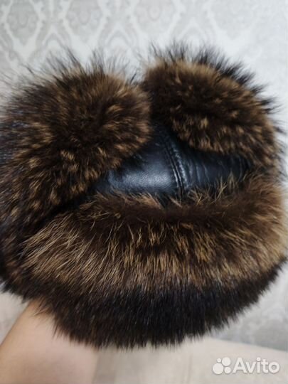 Мужская шапка из енота