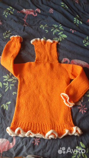 Свитер шерстяной