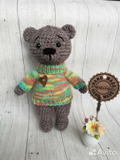 Мишка вязаный