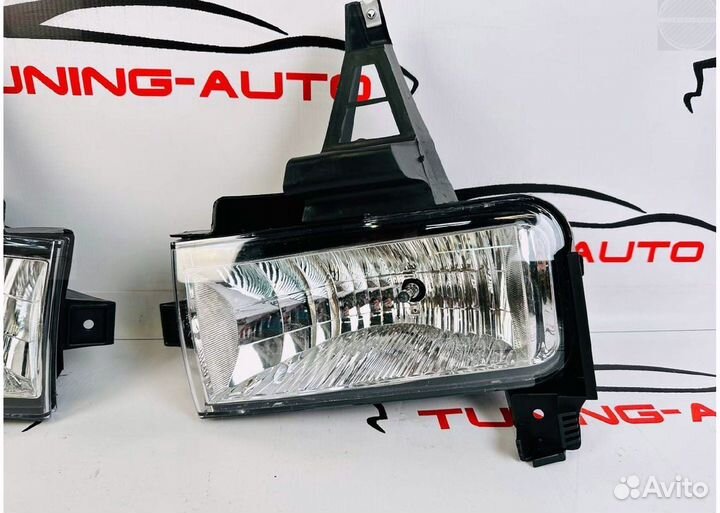 Противотуманные фары Toyota Land Cruiser 200