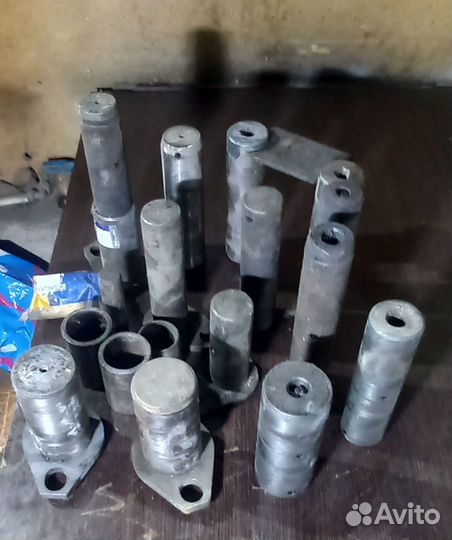 Палец volvo бл 71,61